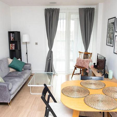 Modern Brixton Apartment Londres Exterior foto